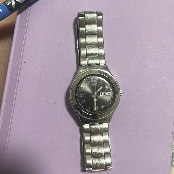 Swatch - Picture 2 of 3